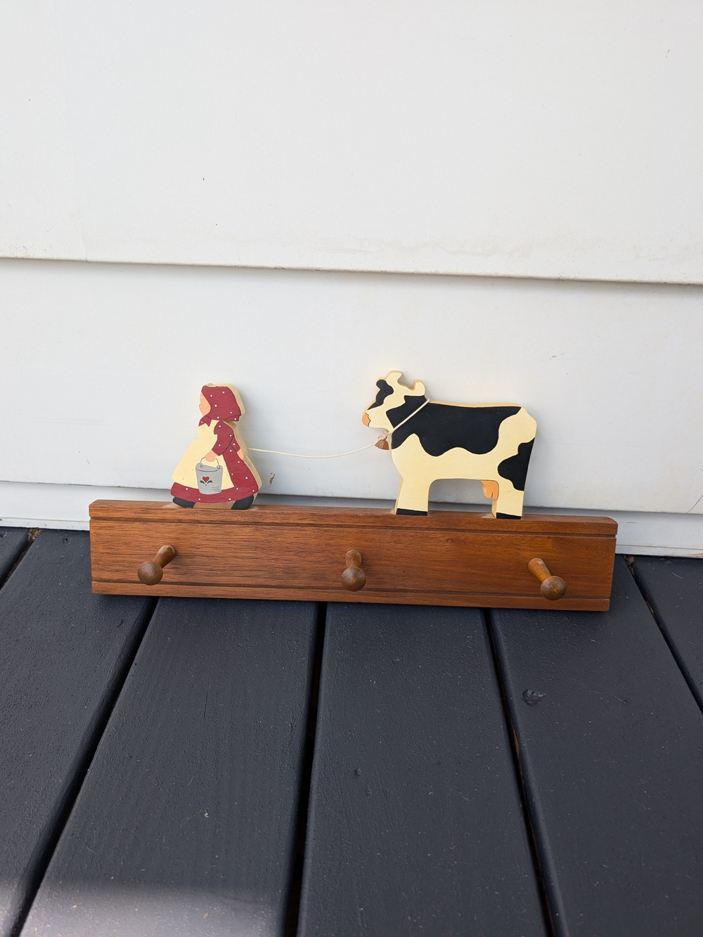 Vtg Wood Peg Wall Rack Hook Hand Painted Milkmaid Cow Country Farmhouse 18.5"
